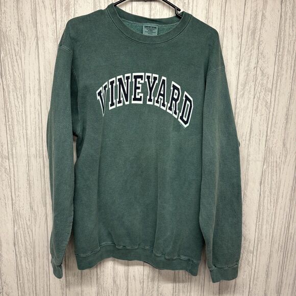 Comfort Colors Tops - Womens Size M Vineyard Comfort Colors Crewneck